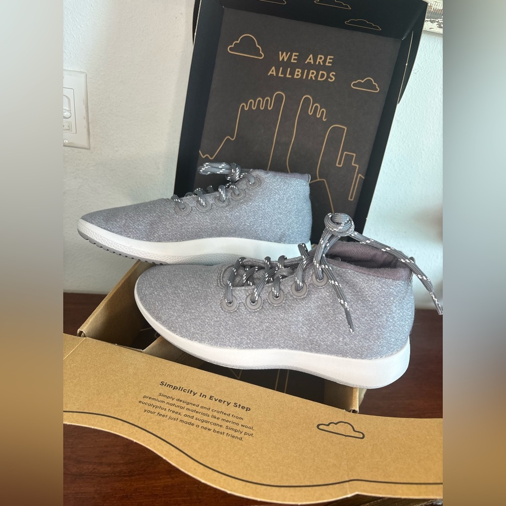 ALLBIRDS NEW IN BOX UNWORN GREY/WHITE WOOL RUNNER UP MIZZLE SNEAKERS SZ 9W